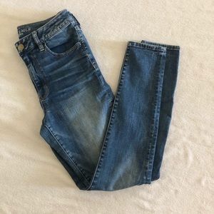 American Eagle Hi-Rise Jegging